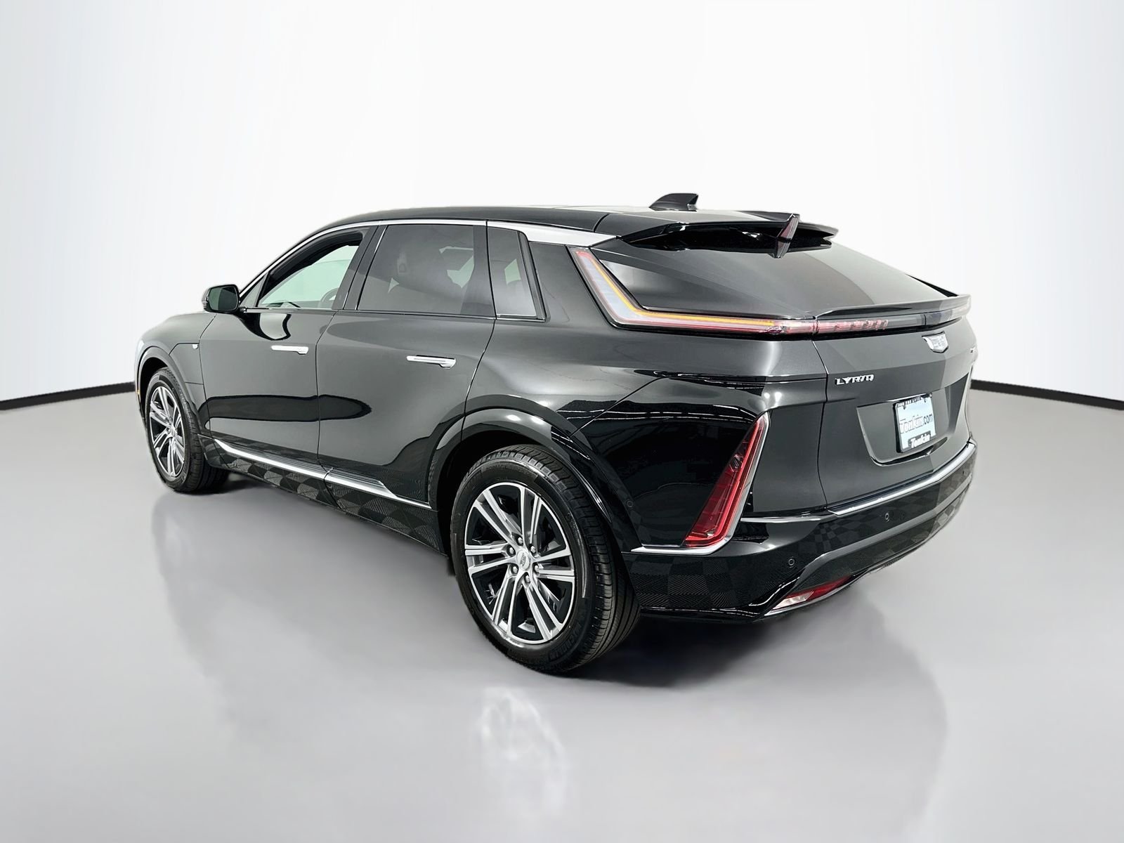 Used 2024 Stellar Black Metallic Cadillac Luxury image 5