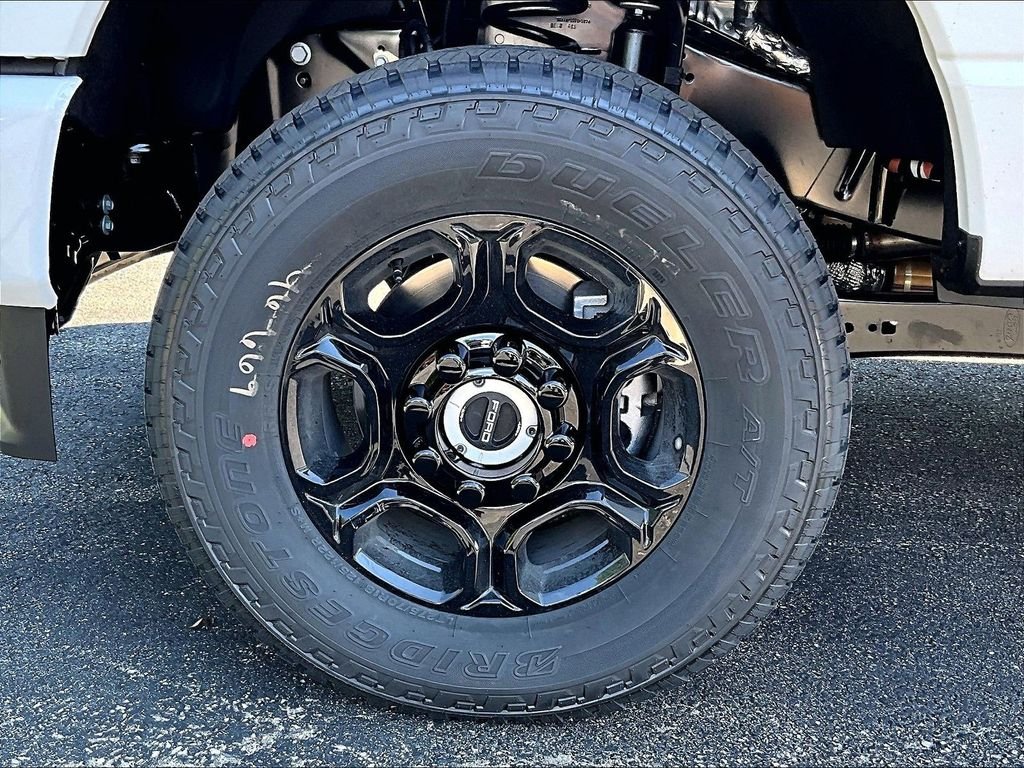 2026 Ford F-250SD — photo 12
