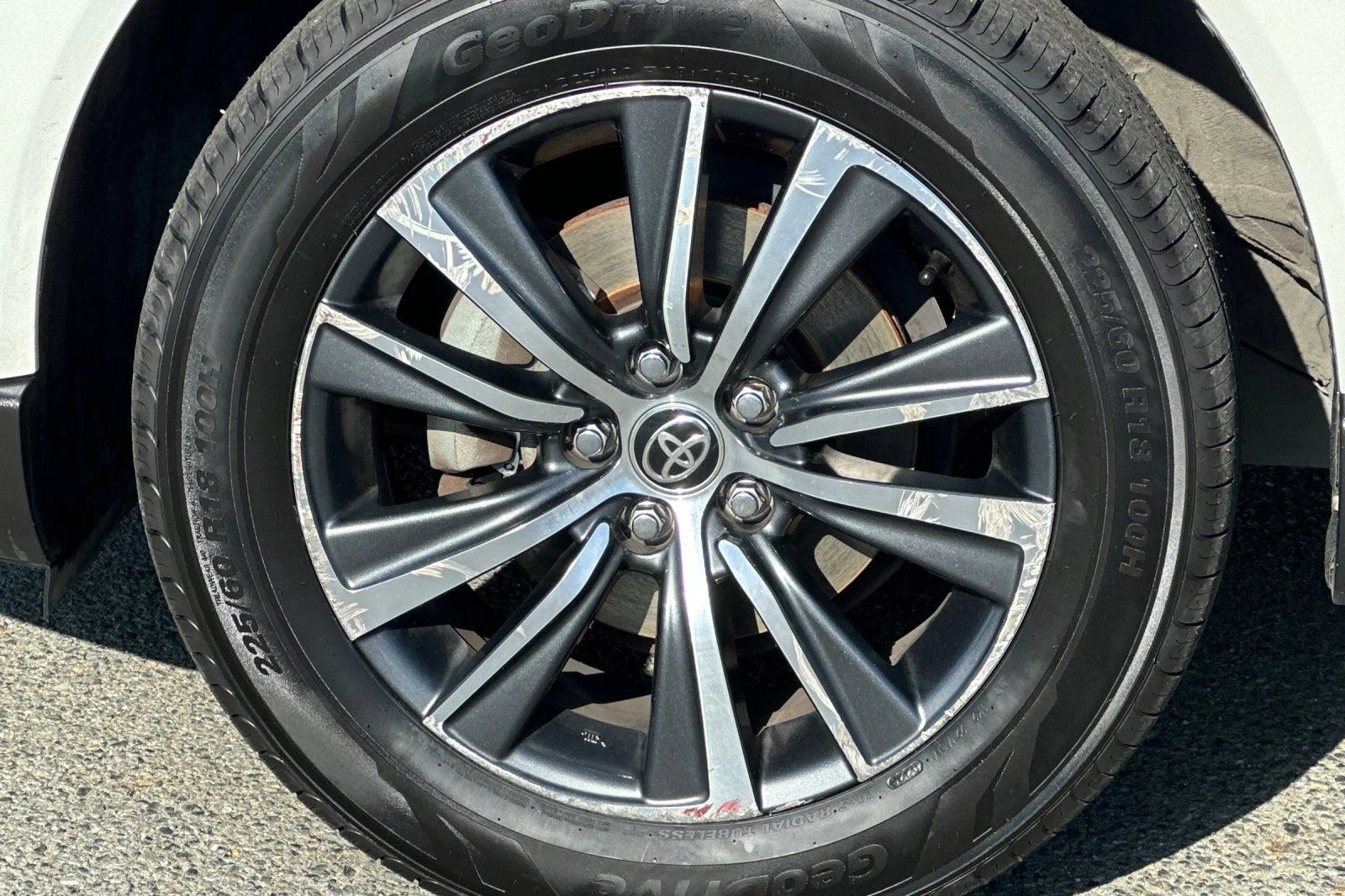 Used 2022 White Toyota LE image 15