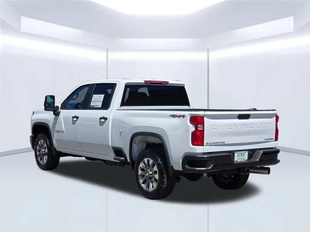 2026 Chevrolet Silverado 2500 HD Custom - Photo 18