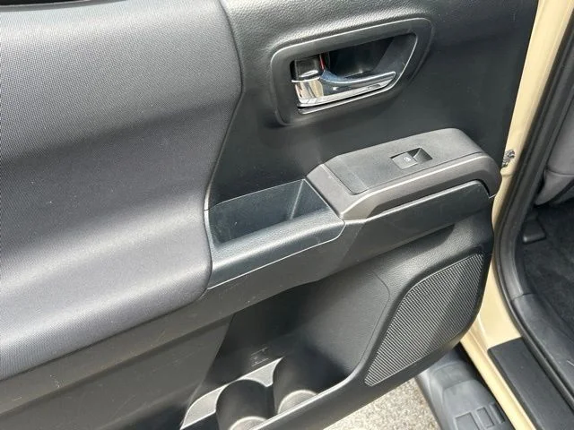 Used 2018  Toyota TRD Off-Road image 29