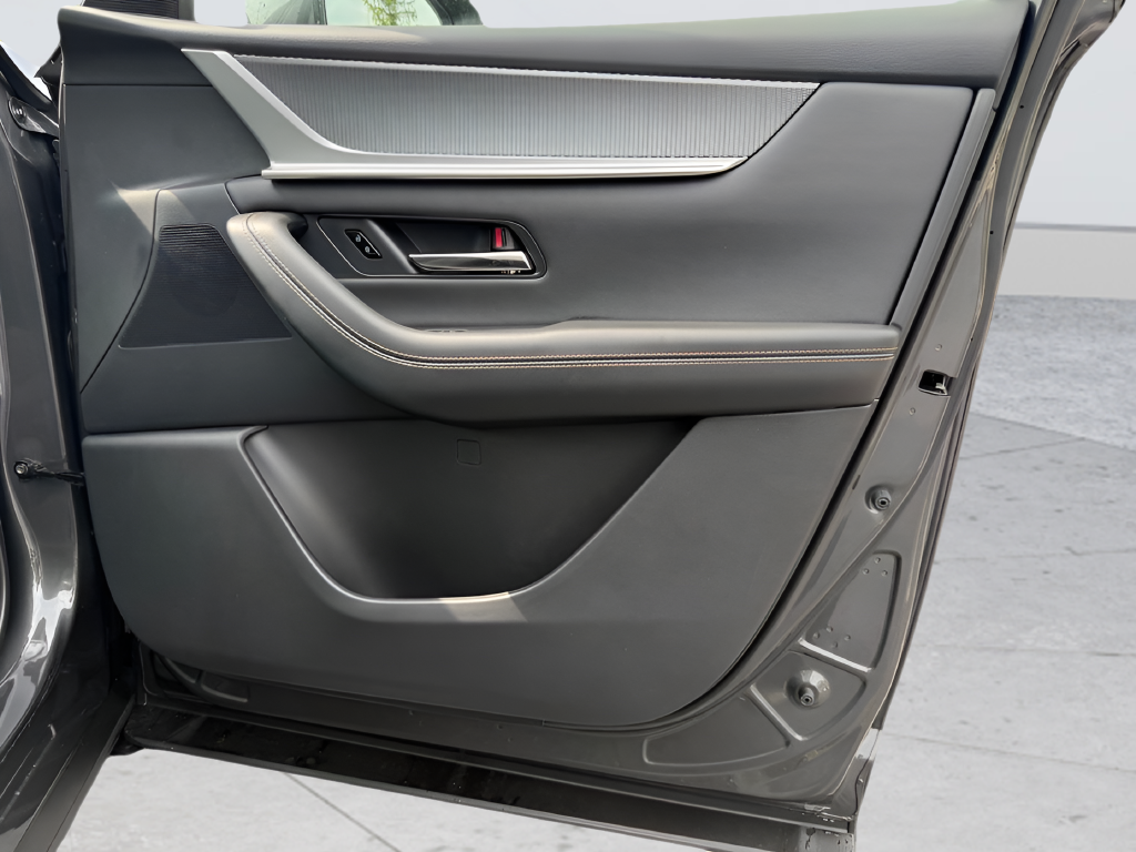 New 2026 Machine Gray Metallic Mazda 3.3 Turbo Preferred image 27
