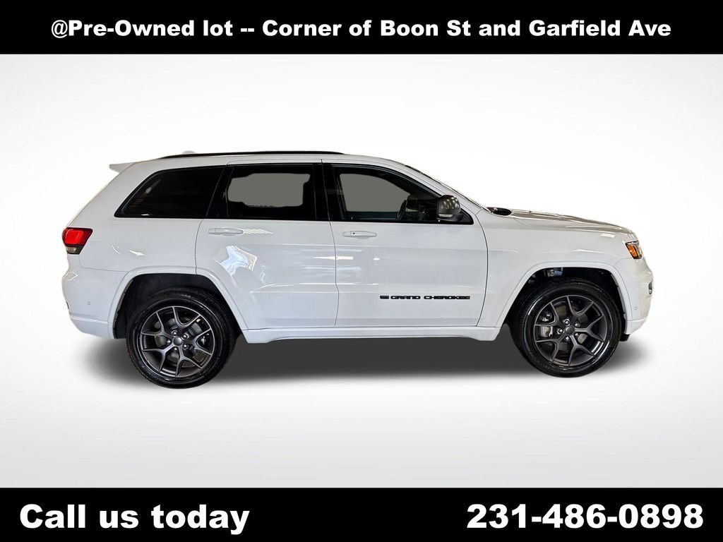 Used 2021 White Jeep 80th Anniversary Edition image 10