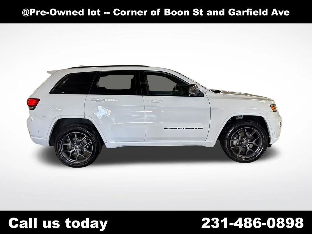 Used 2021 White Jeep Limited image 10