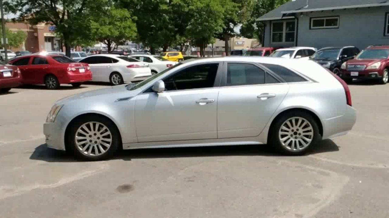 2010 Cadillac CTS Premium photo 3