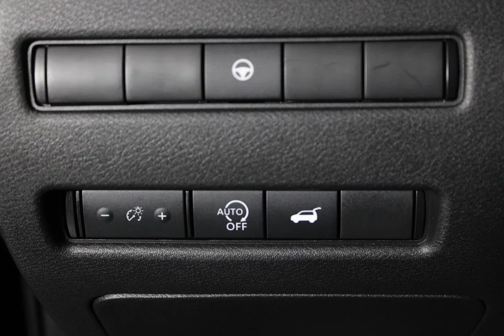 2024 Nissan Rogue SV - Photo 26