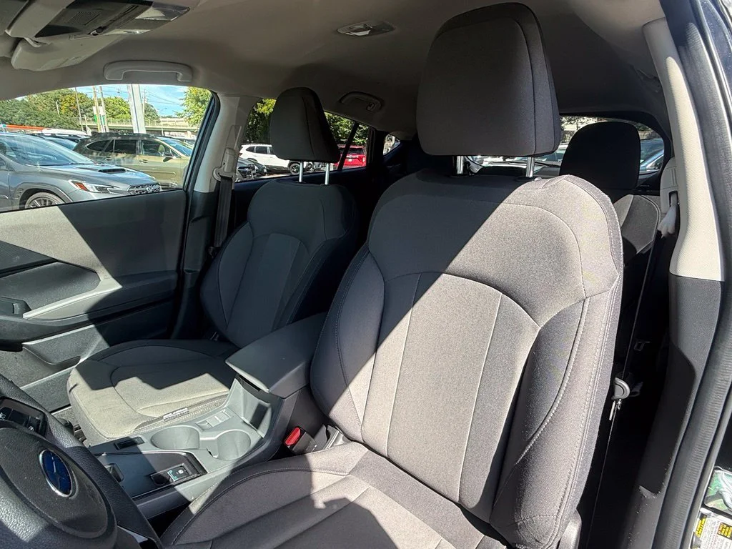 Used 2024 Crystal Black Silica Subaru Base image 18