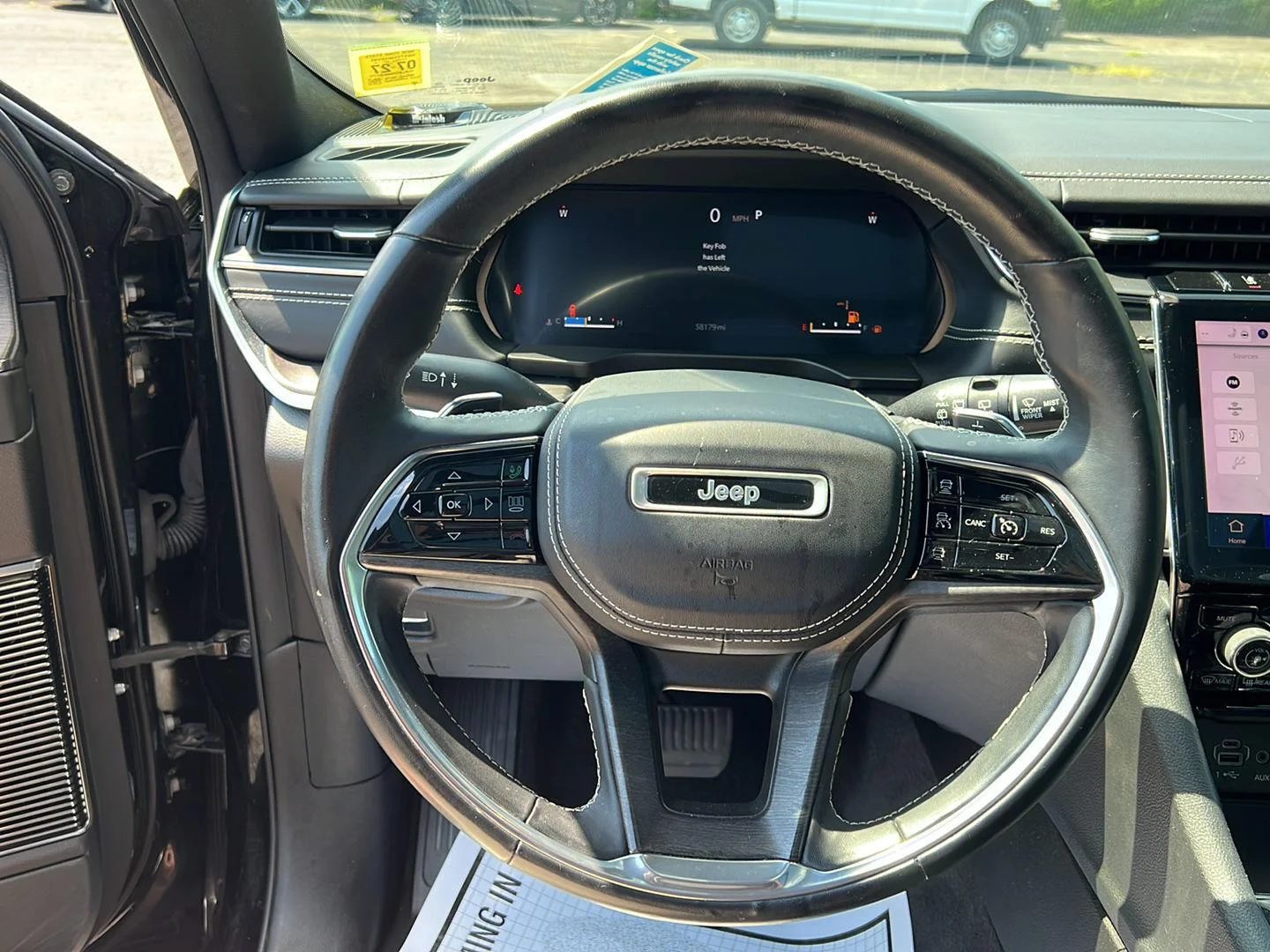 Used 2021 Diamond Black Crystal Pearlcoat Jeep Overland image 26
