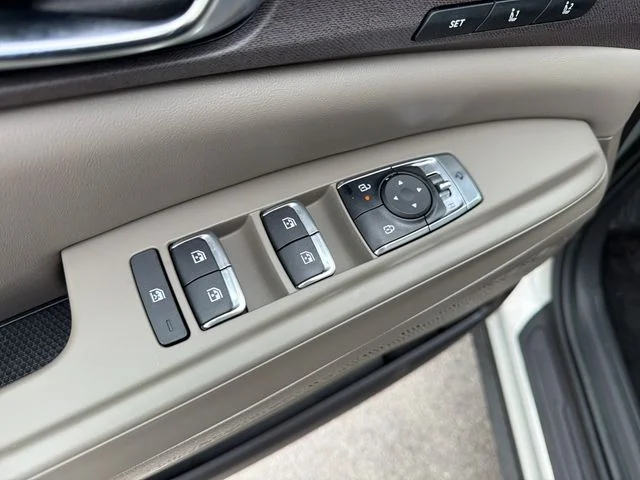 New 2026 White Kia EX image 17