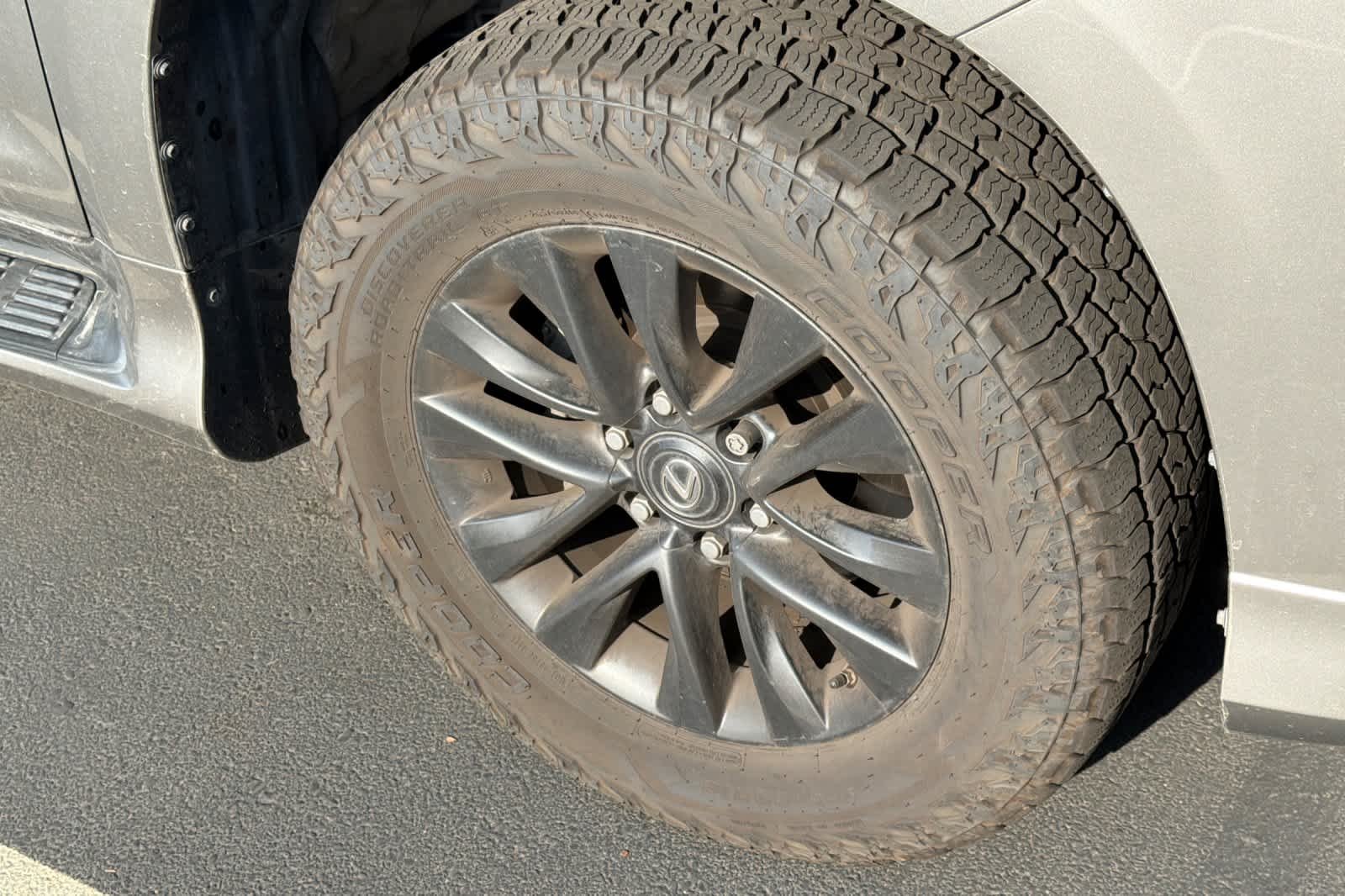 Certified Used 2023 Atomic Silver Lexus Premium image 12