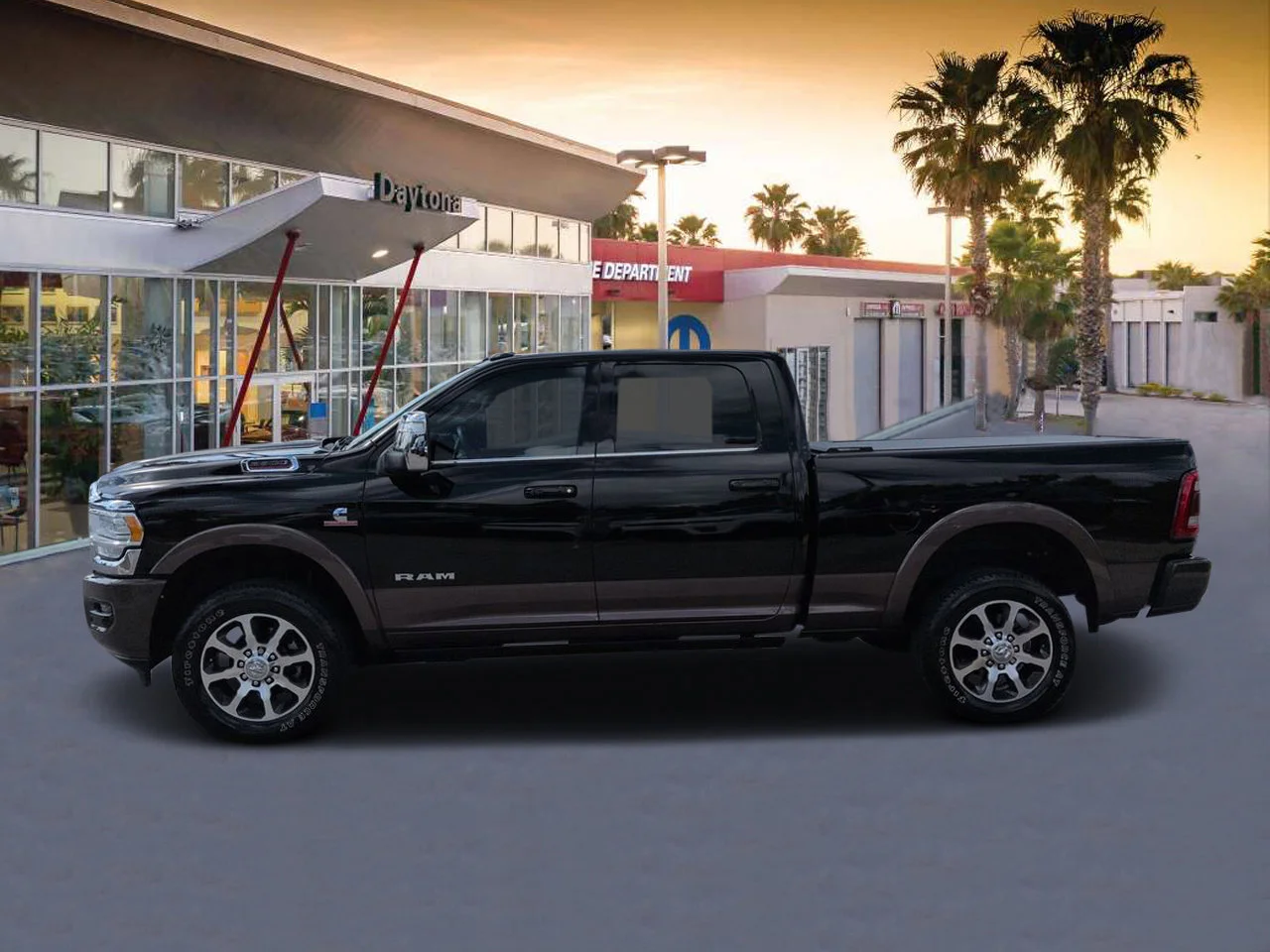 Used 2024 Diamond Black Ram Longhorn image 6