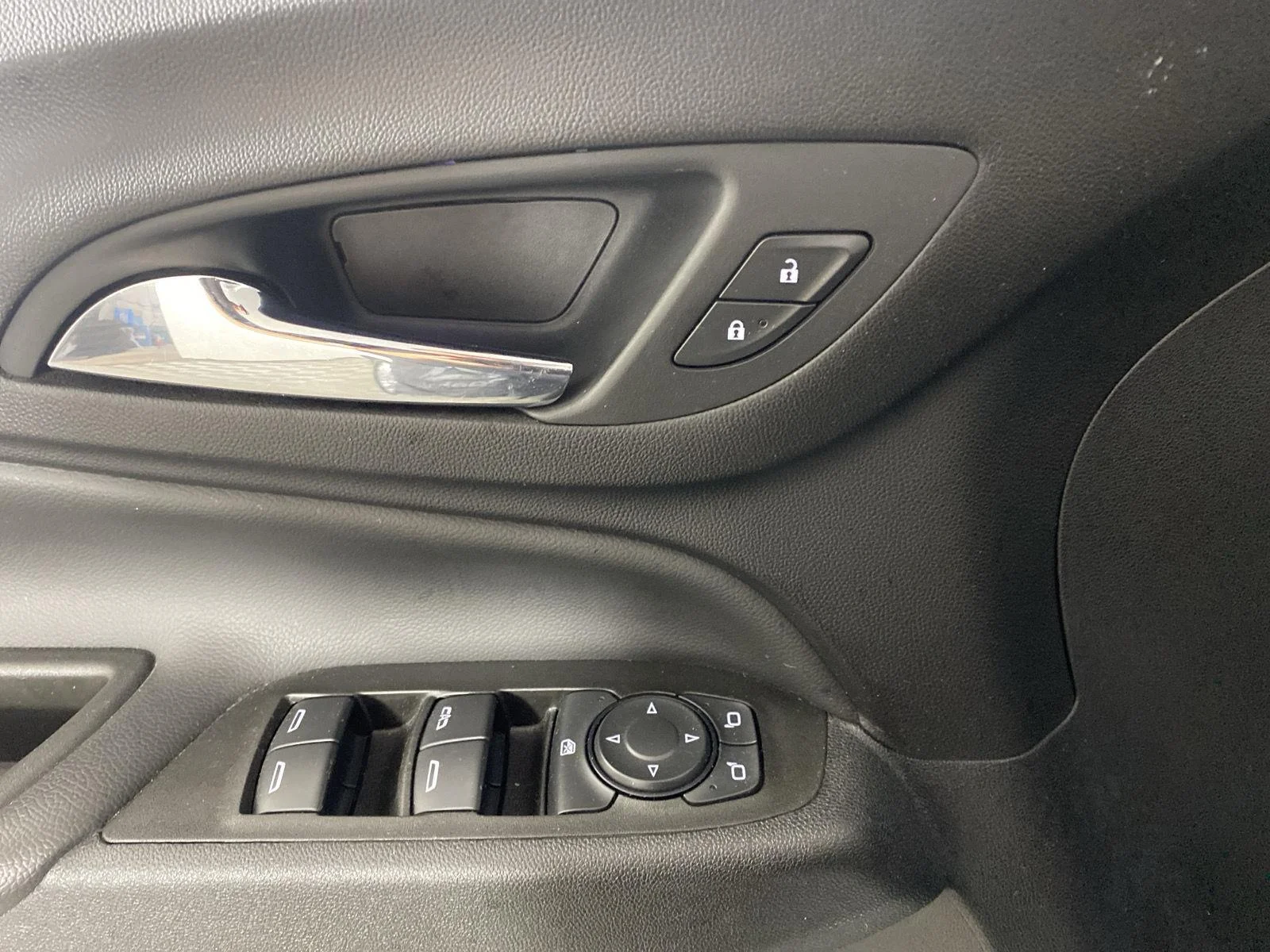 Used 2021 Summit White Chevrolet LT image 12