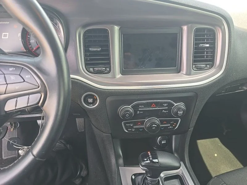 Used 2019 B5 Blue Pearlcoat Dodge SXT image 15
