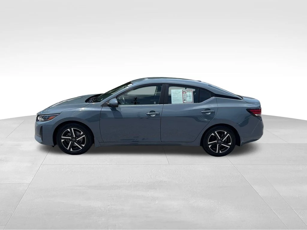 Used 2024 Gray Nissan SV image 3