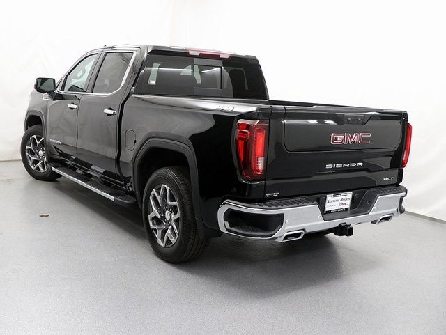 2026 GMC Sierra 1500 SLT - Photo 11