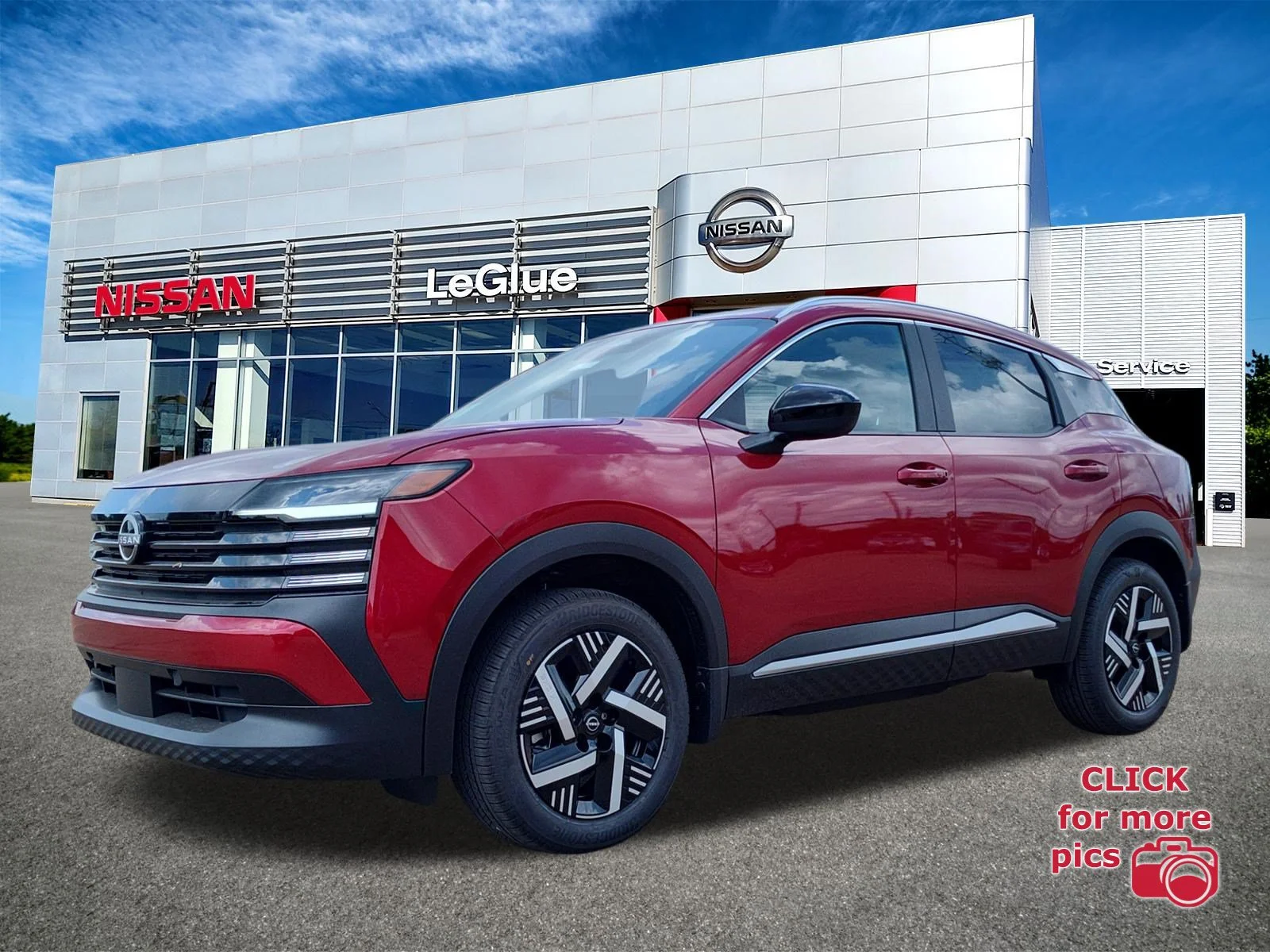 2026 Nissan Kicks 2.0 SV's photo