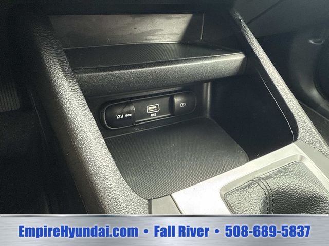 Used 2024 Snow White Pearl Kia LXS image 31