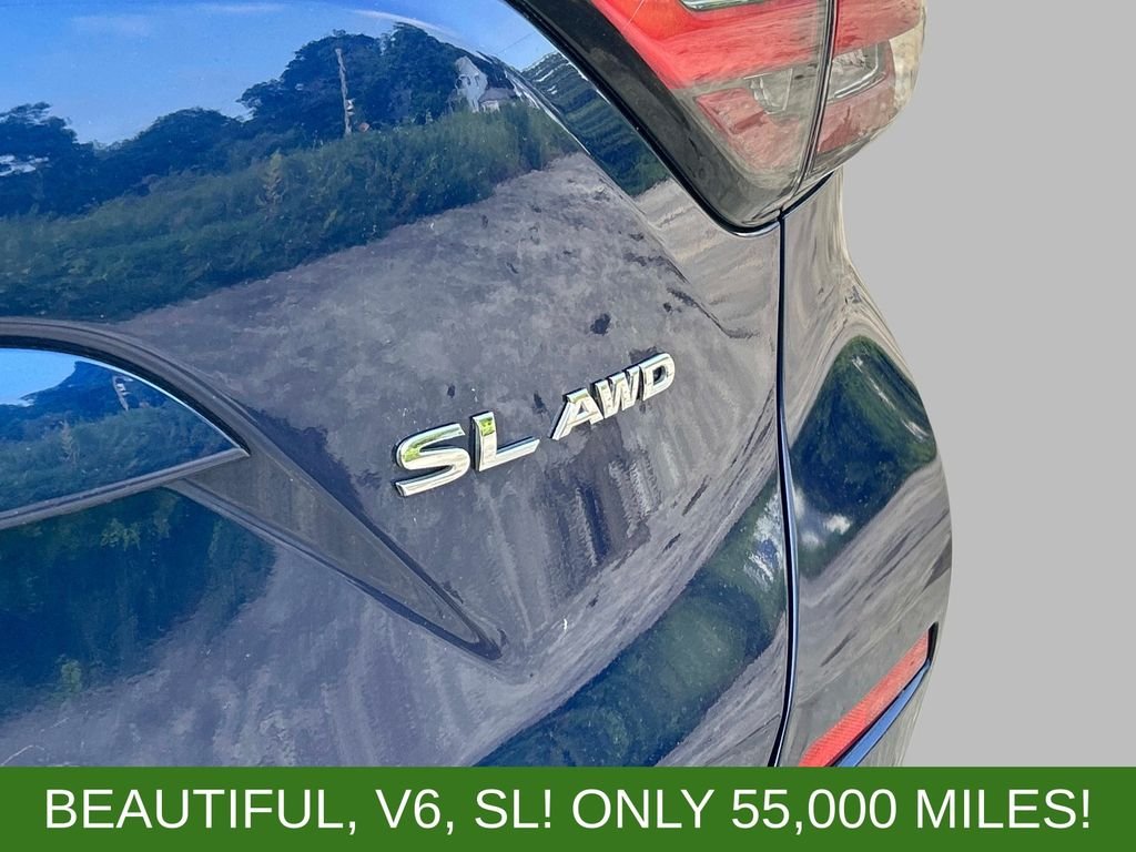 Used 2020 Blue Nissan SL image 15