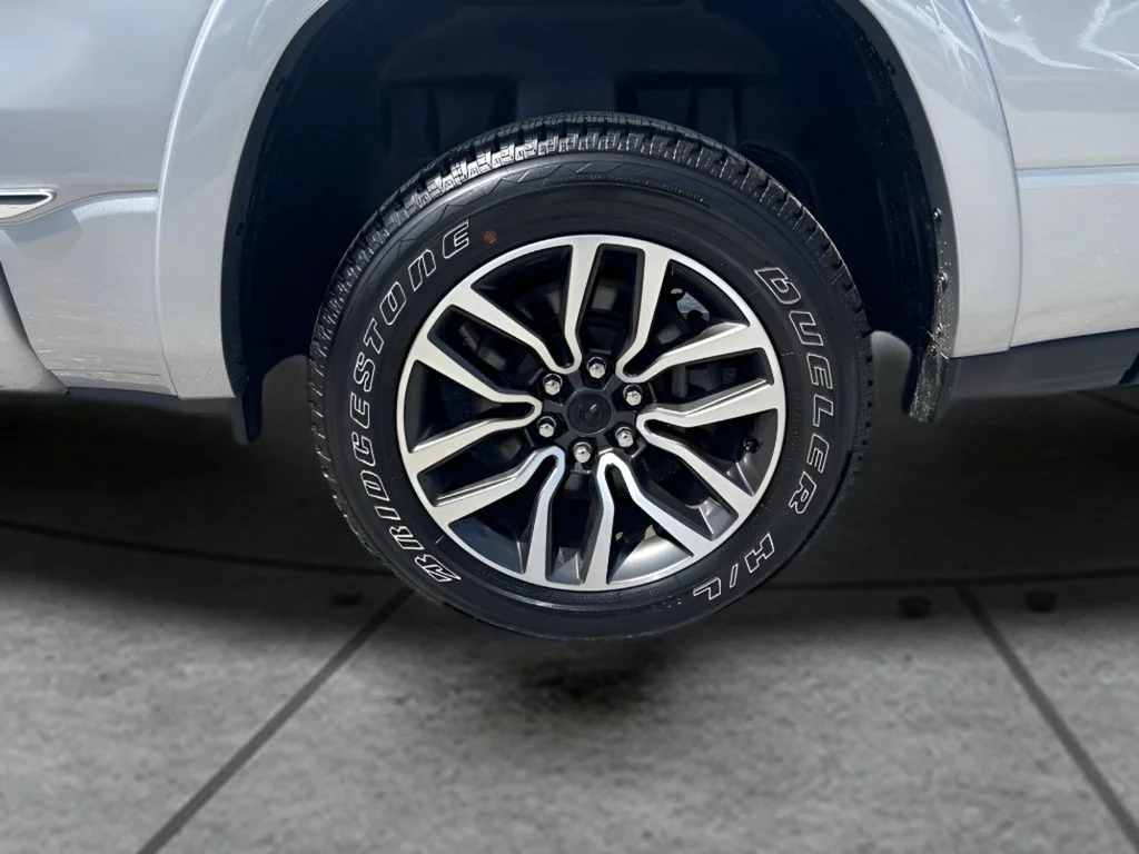 Used 2025 Silver Ram Limited image 30