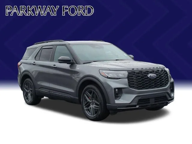 Used 2025 Gray Ford ST-Line image 7