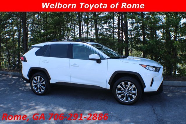 2020 Toyota RAV4 XLE Premium