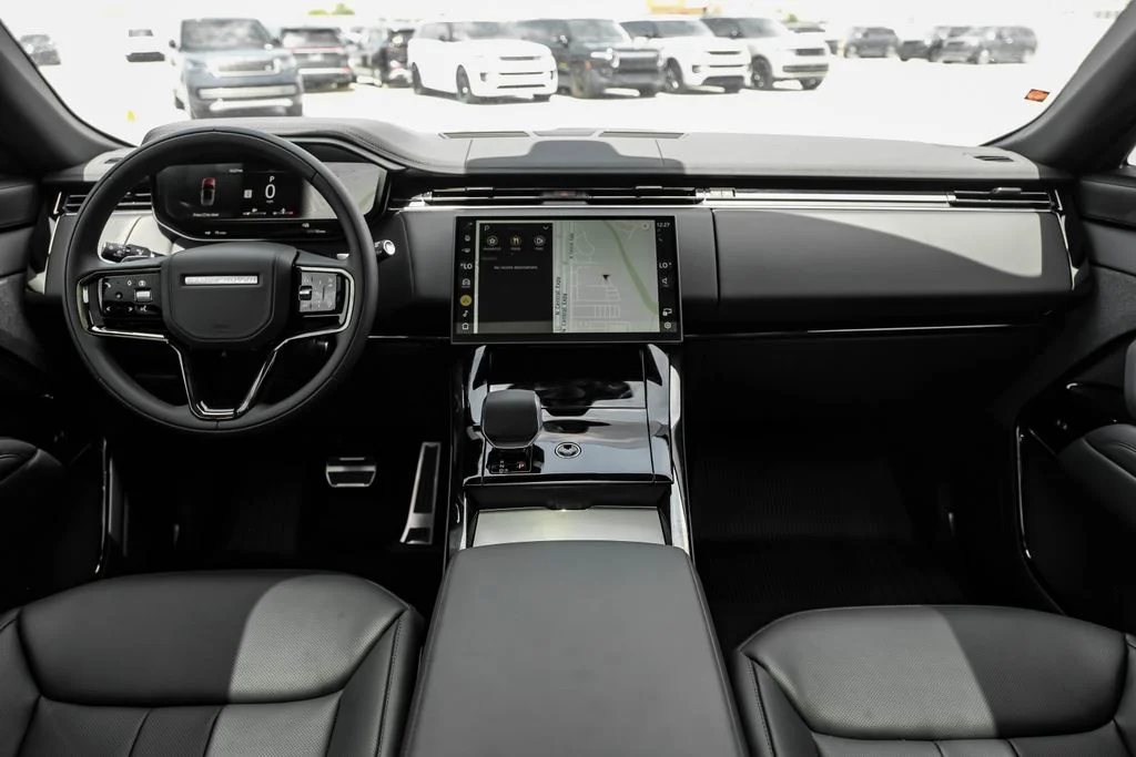 New 2026 Varesine Blue Metallic Land Rover Dynamic SE image 12
