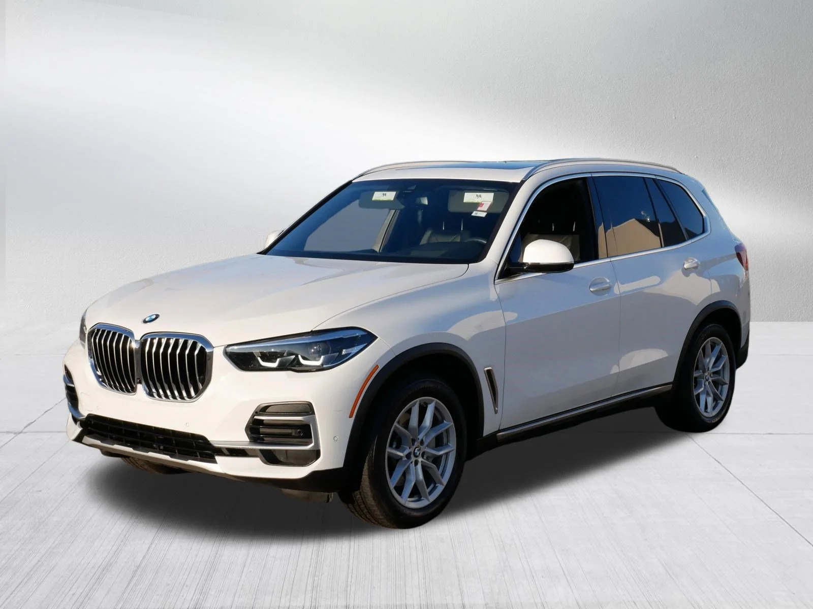 Used 2023 Alpine White BMW xDrive40i image 3