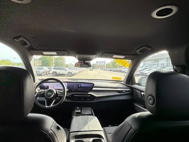 2025 Buick Enclave Preferred - Photo 25