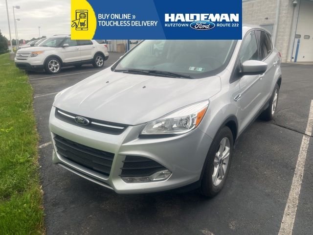 2015 Ford Escape SE's photo