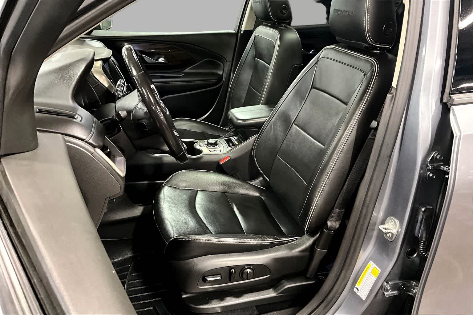 Used 2020 Satin Steel Metallic GMC Denali image 9