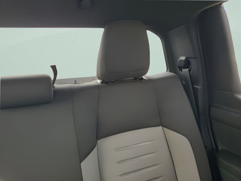 2025 Toyota Tacoma TRD Sport - Photo 14