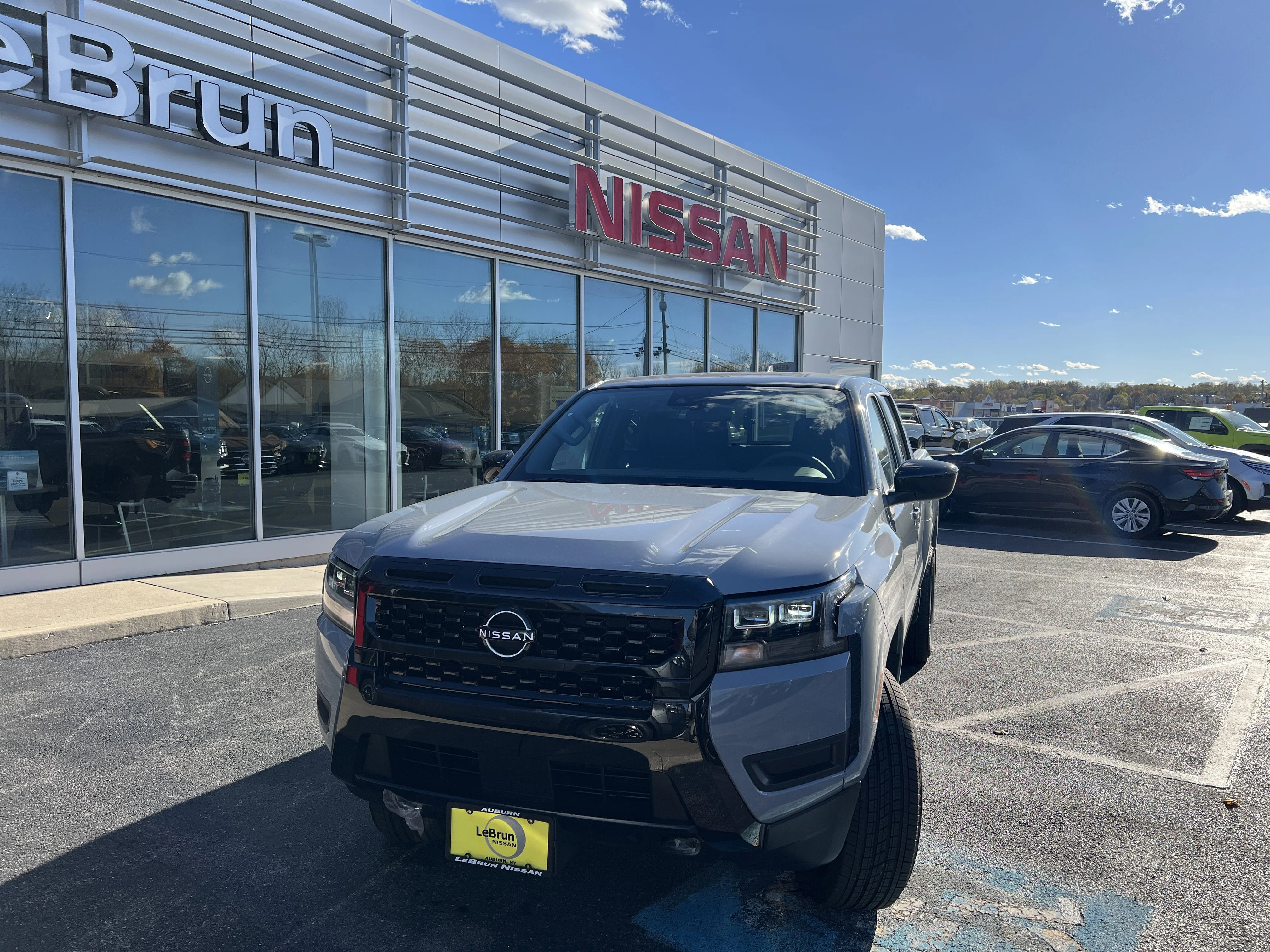 2026 Nissan Frontier SV - Photo 11