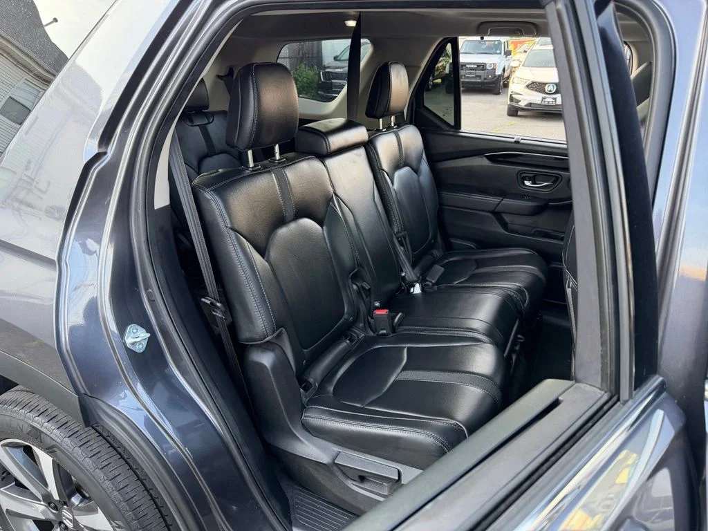 Used 2023 Gray Honda Touring image 15