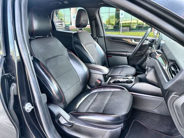 Used 2023 Black Ford ST-Line image 23