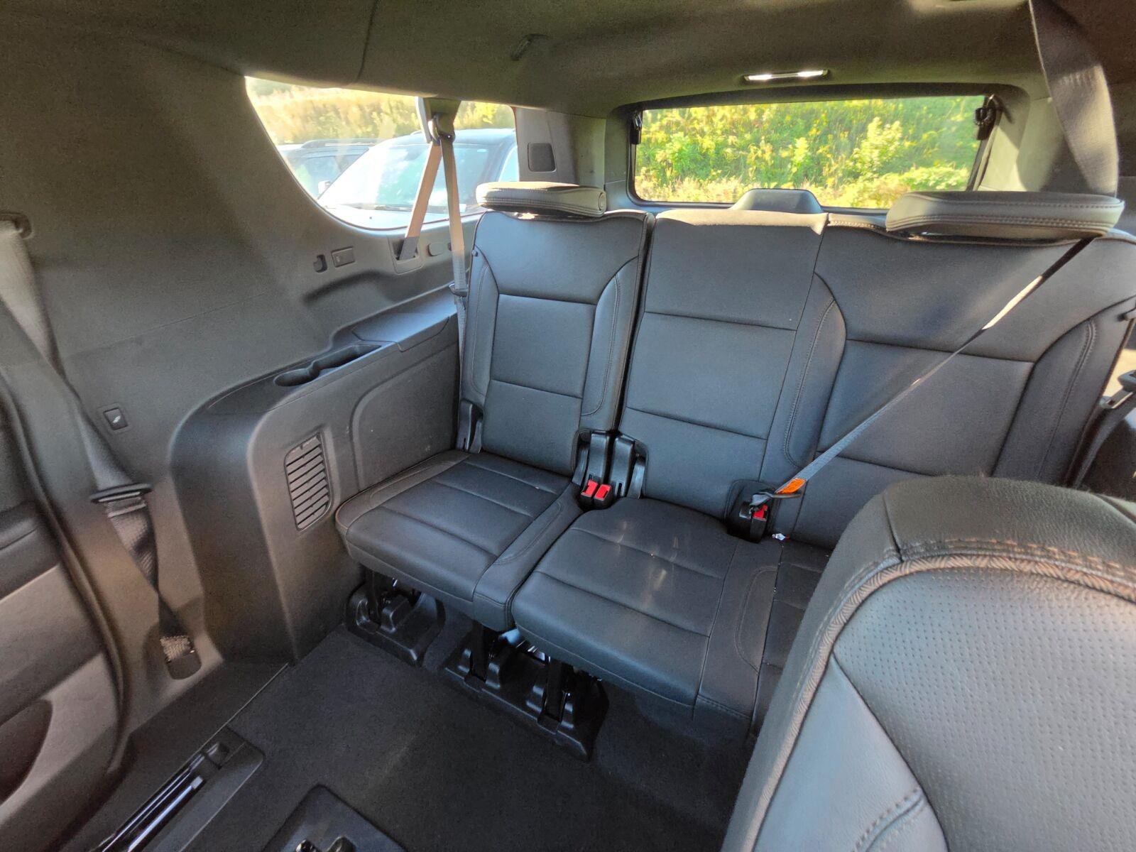 Used 2024 Black Chevrolet High Country image 11