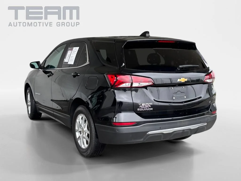 Used 2022 Mosaic Black Metallic Chevrolet LT image 5