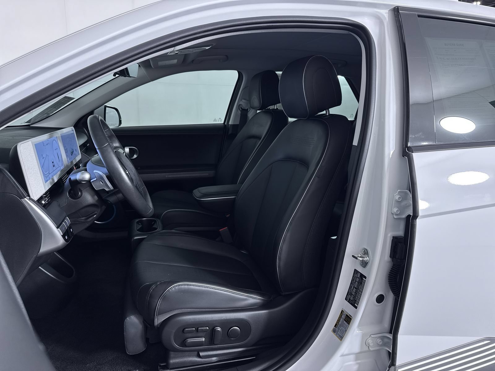 Certified Used 2024 Atlas White Hyundai Limited image 15