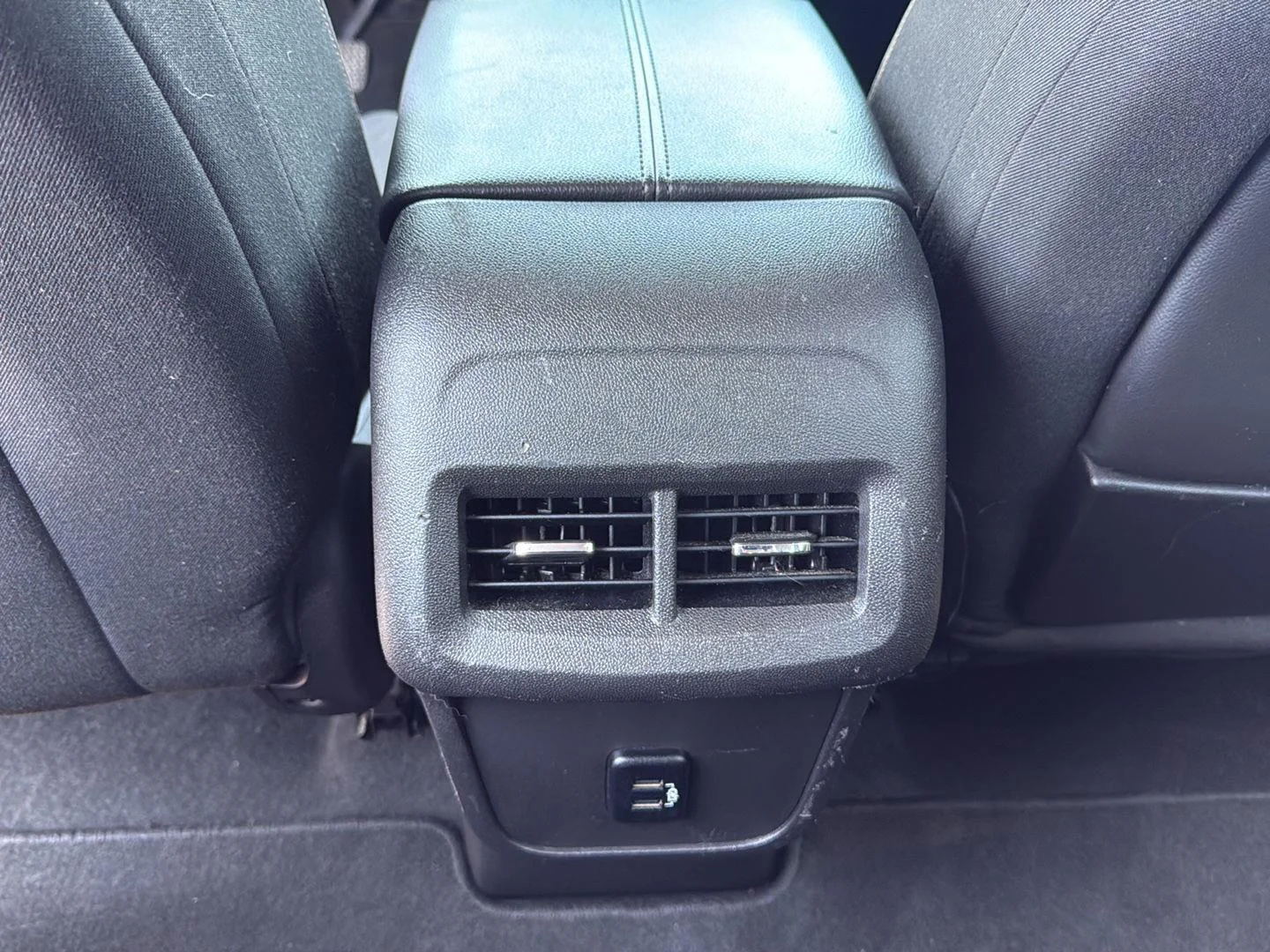 Used 2018 Red Quartz Tintcoat GMC SLE image 19