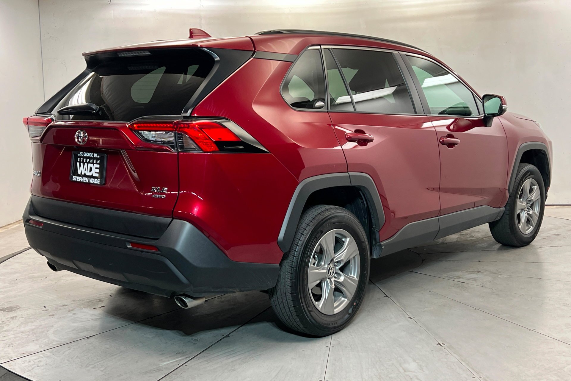 Used 2025 Red Toyota XLE image 6