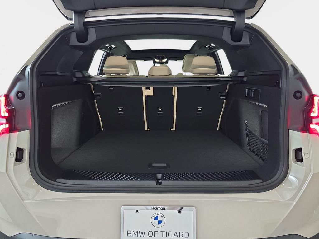 New 2026 Dune Grey Metallic BMW 30 xDrive image 12
