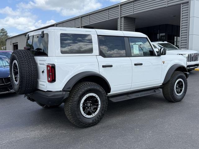 New 2026 Oxford White Ford Badlands® image 4