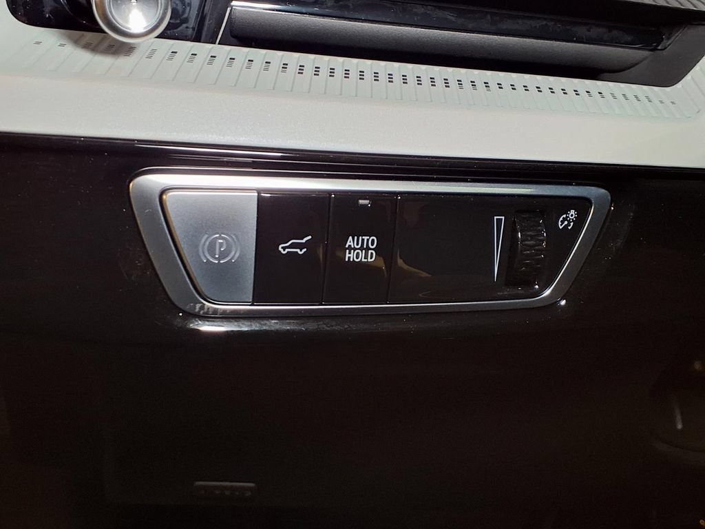 2026 Cadillac OPTIQ Premium Luxury - Photo 16