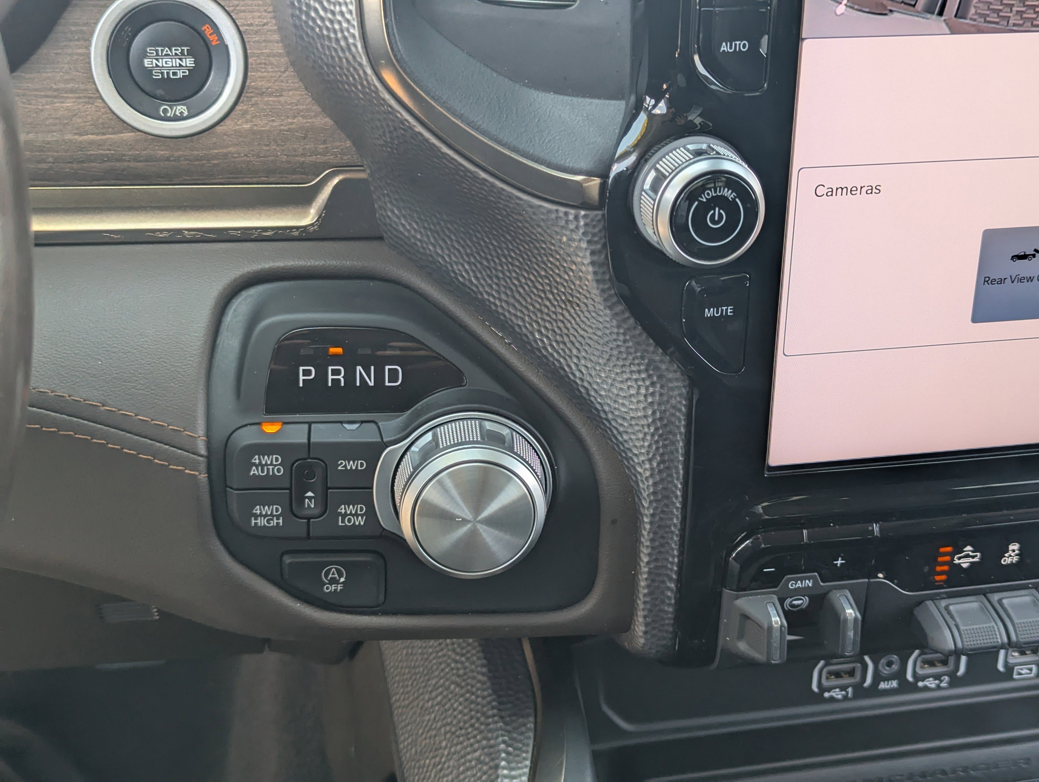 2025 RAM Ram 1500 Pickup Limited Longhorn - Photo 25