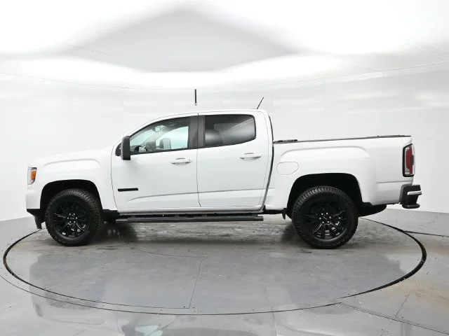 Used 2022 SUMMIT WHITE GMC 2WD Elevation image 4