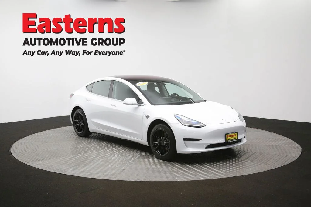 Used 2018 White Tesla Long Range image 43
