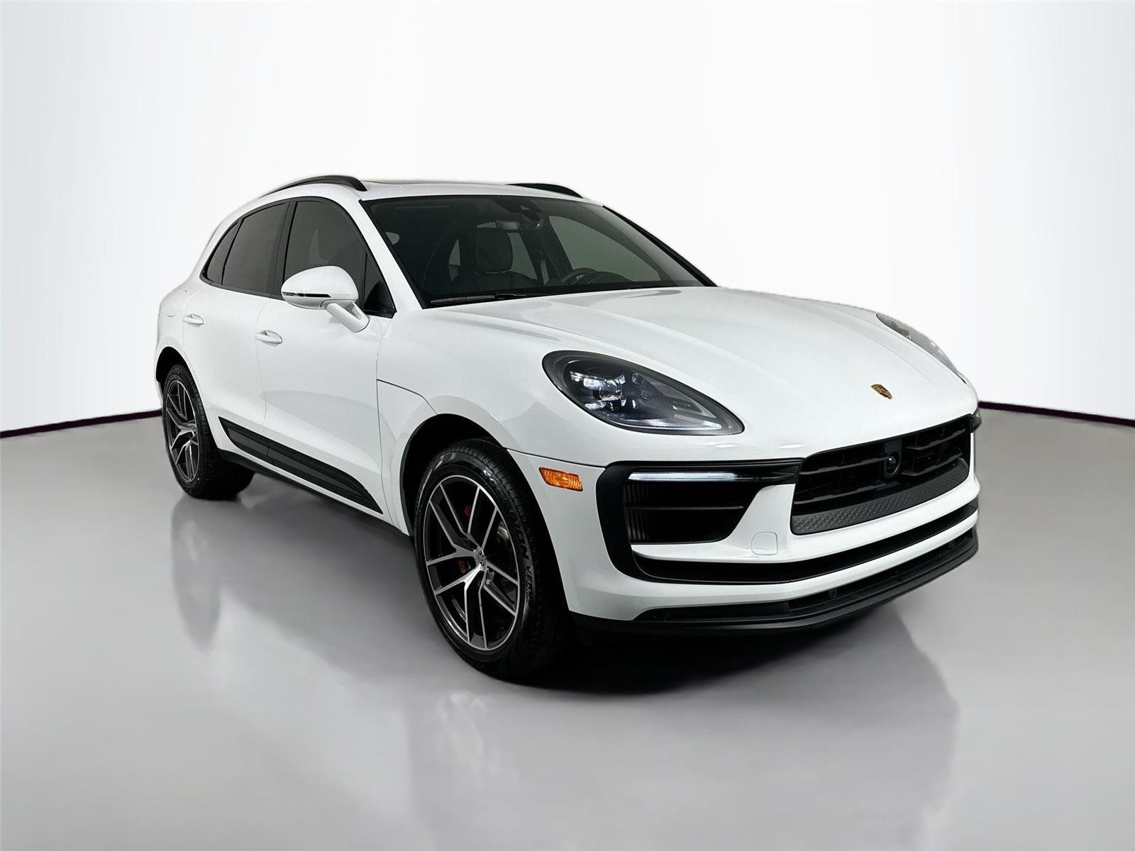 New 2026 White Porsche S image 9