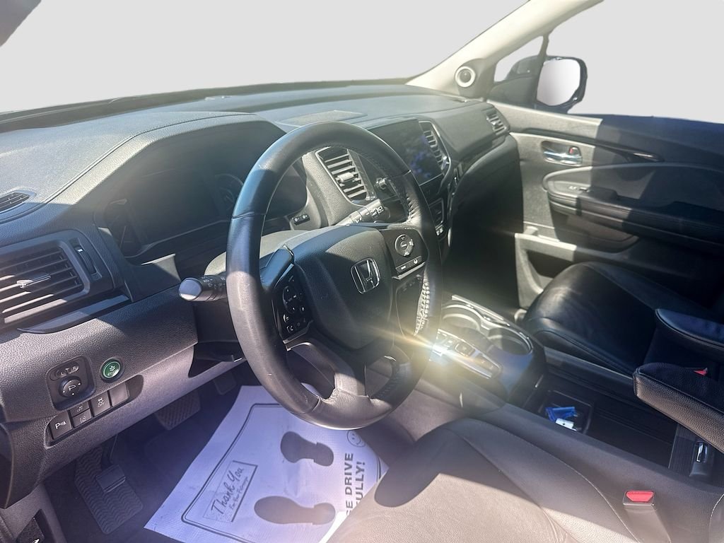 Used 2021 Gray Honda Touring 8-Passenger image 10