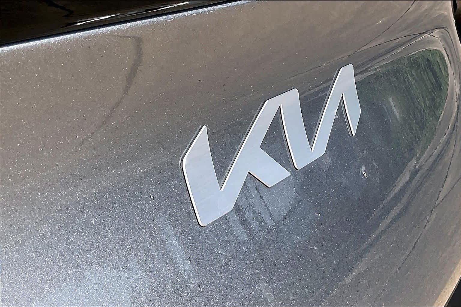 Used 2024 Steel Gray Kia LX image 27