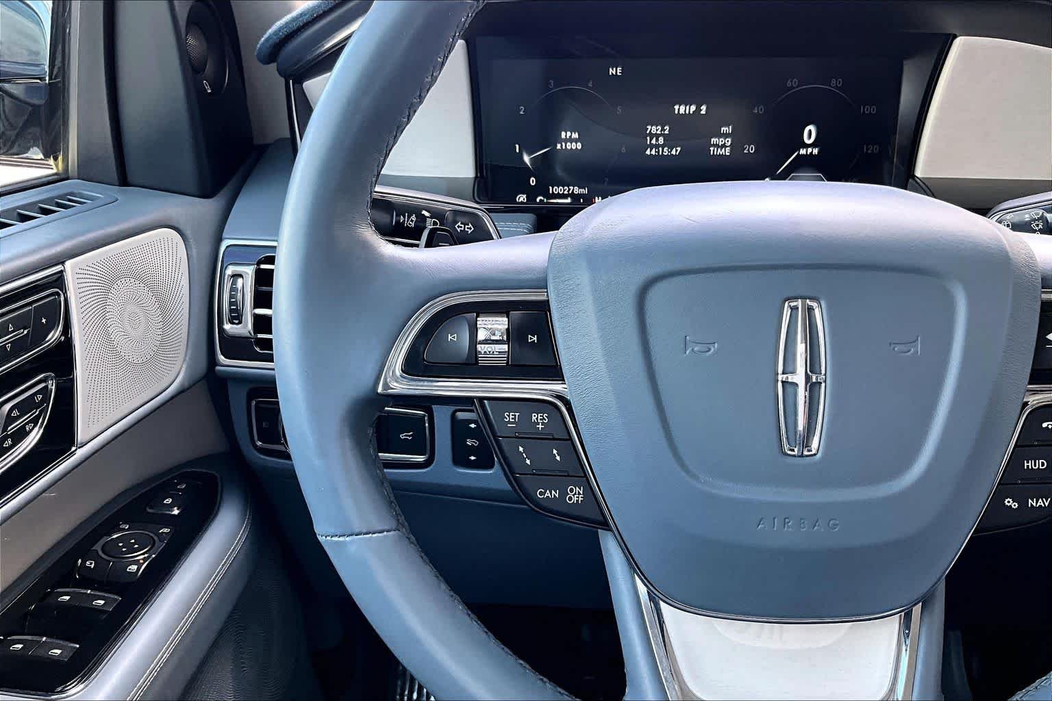 Used 2018 Chroma Crystal Blue Lincoln Black Label image 21