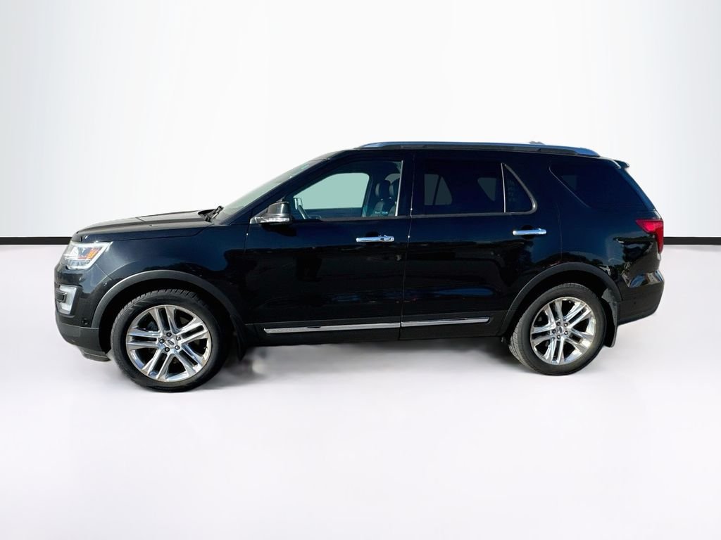 Used 2016  Ford Limited image 8
